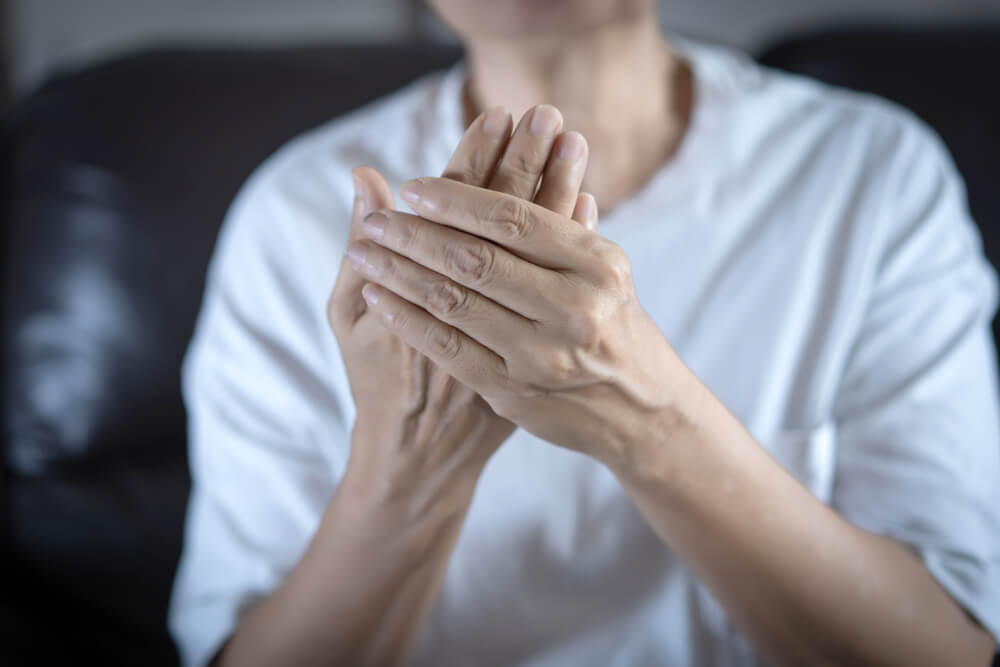 How to find chronic arthritis treatment in Saint Charles, MO shutterstock 1154547616 How to find chronic arthritis treatment in Saint Charles, MO