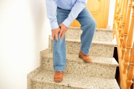 Knee Pain When Walking Down Stairs