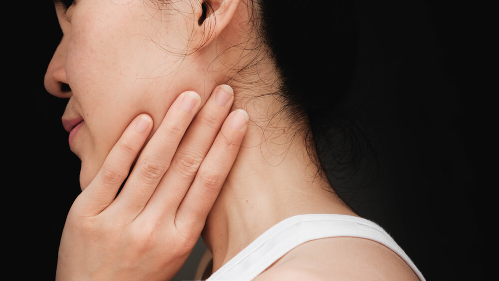 Two exercises to treat TMJ pain behind the ear in St. Louis, MO shutterstock 781018936 Two exercises to treat TMJ pain behind the ear in St. Louis, MO