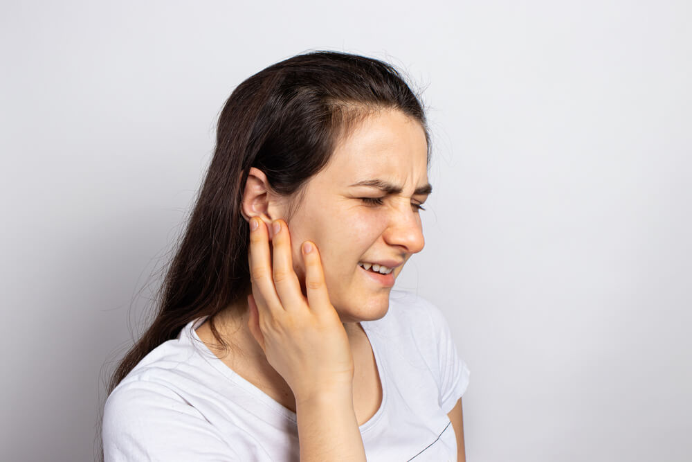 Does TMJ dysfunction cause headaches and what can physical therapy do to help? shutterstock 1880807755 Does TMJ dysfunction cause headaches and what can physical therapy do to help?