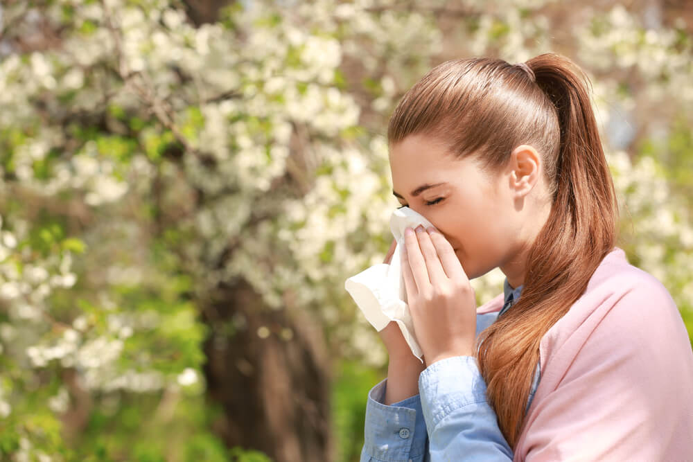 3 reasons some women feel pelvic pain when sneezing shutterstock 631928921 3 reasons some women feel pelvic pain when sneezing