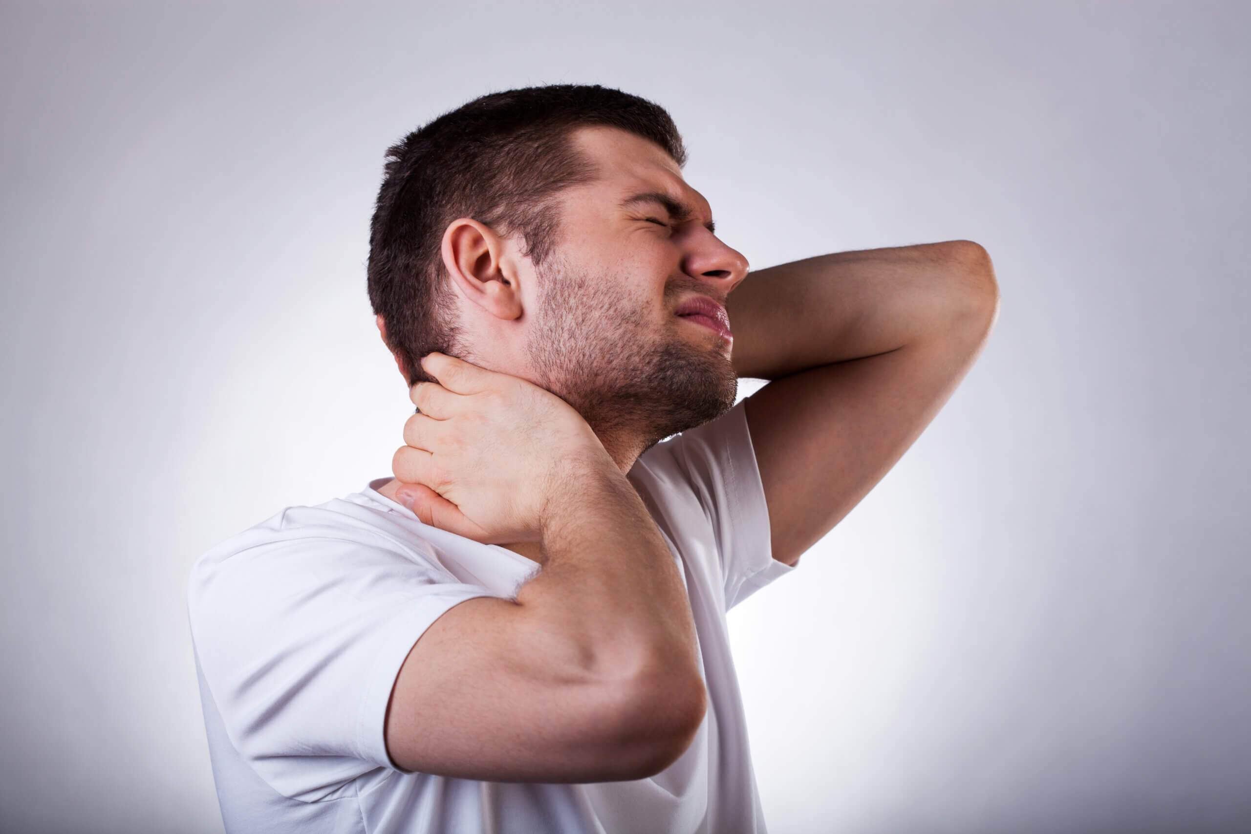 How to treat arthritis in the neck naturally shutterstock 176265392 scaled 1 How to treat arthritis in the neck naturally