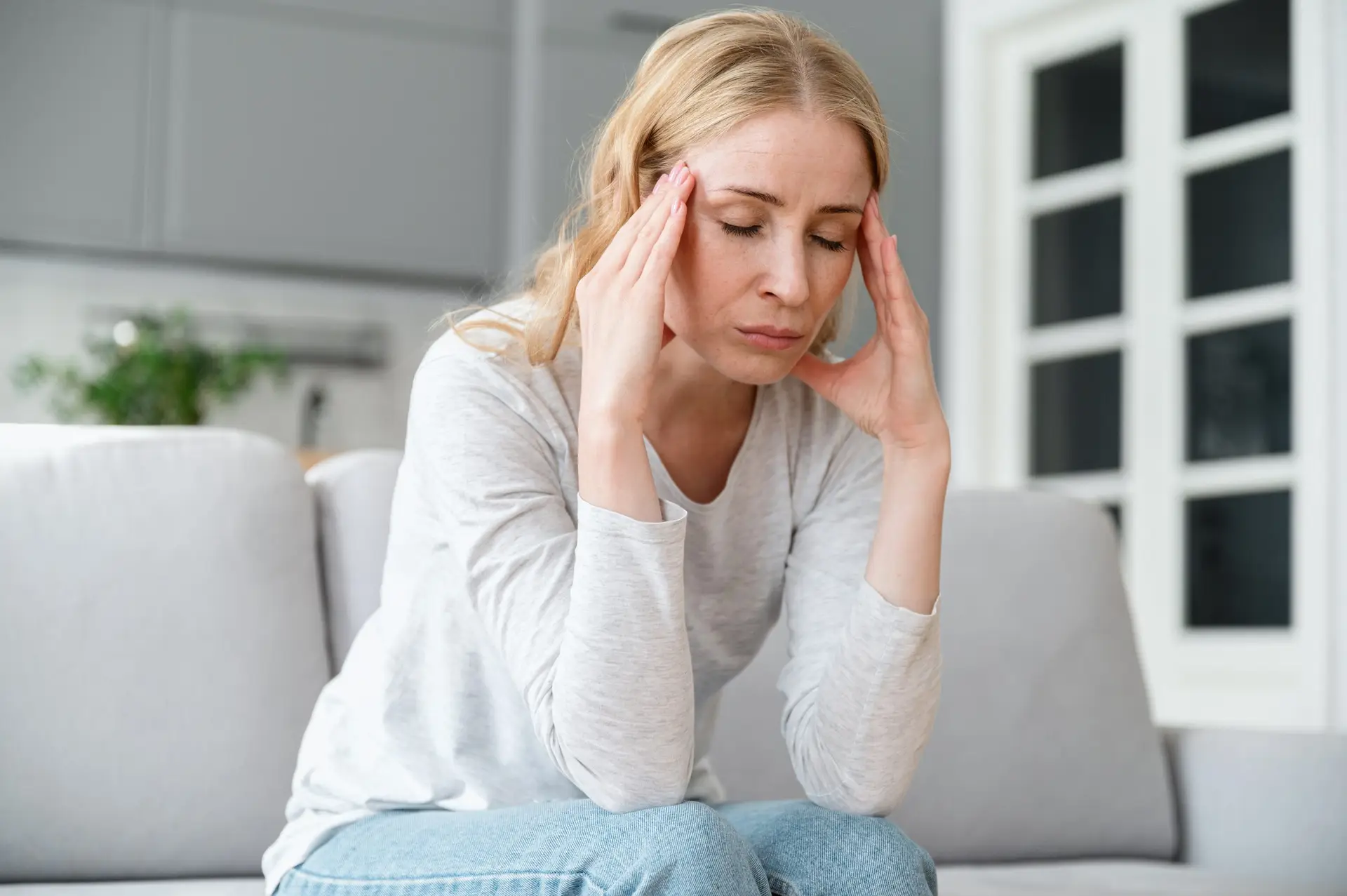 How Long Does A Fibromyalgia Flare Last? AdobeStock 648977788 scaled How Long Does A Fibromyalgia Flare Last?